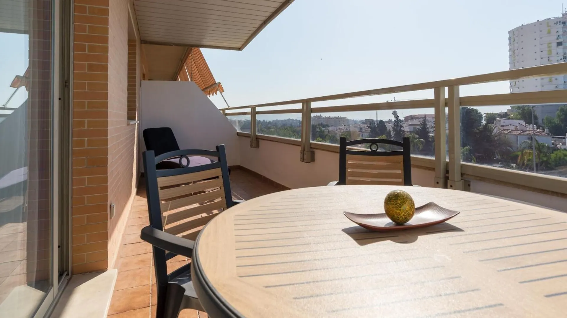 Apartment With Terrace, Pool, Parking توريمولينوس 0*,  إسبانيا