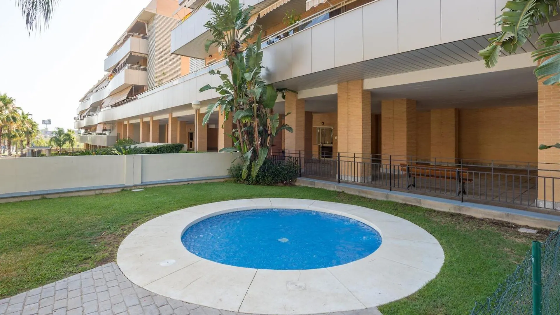 Apartment With Terrace, Pool, Parking Torremolinos