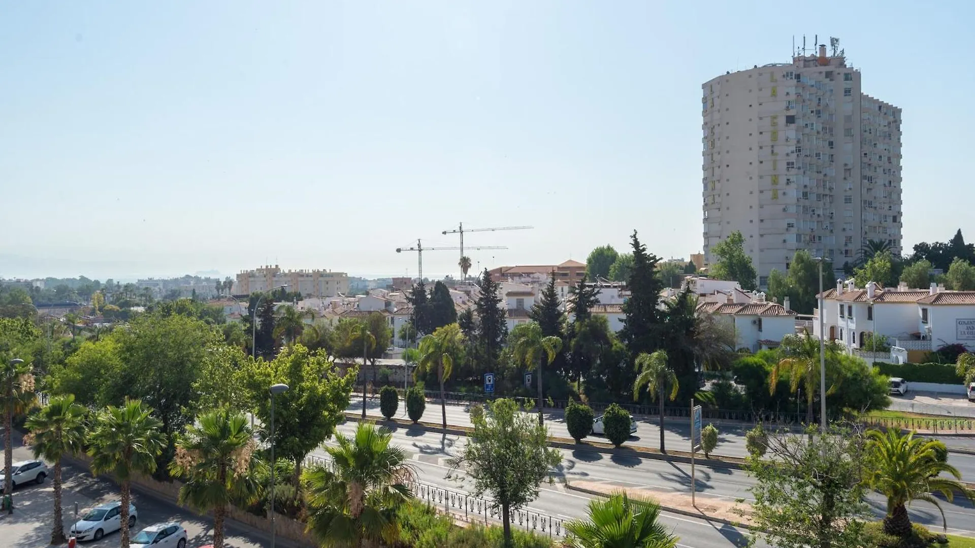Apartment With Terrace, Pool, Parking توريمولينوس